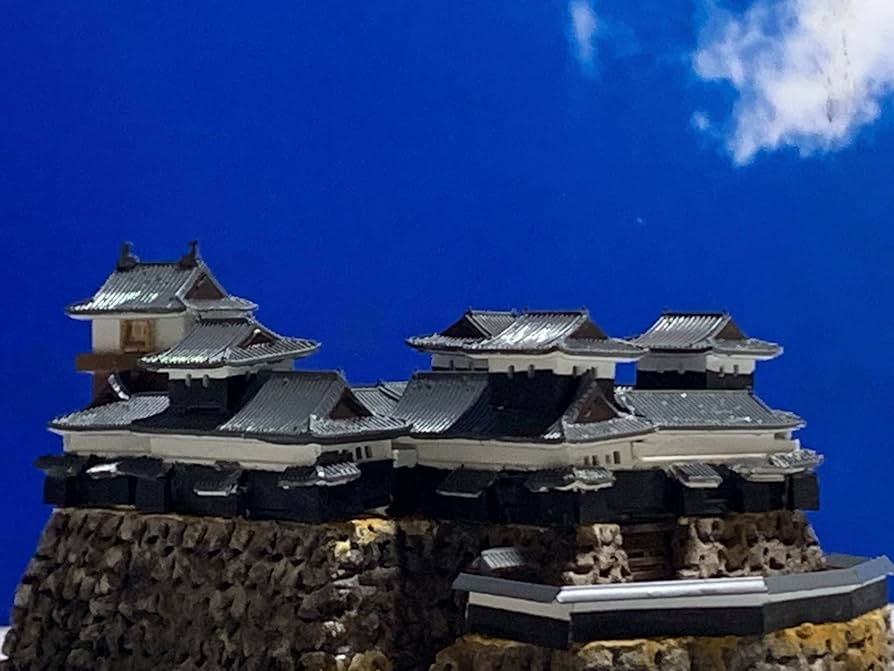 Amazon | [完成品] 伊予松山城・創建時 加藤嘉明 ケース付き お城 模型